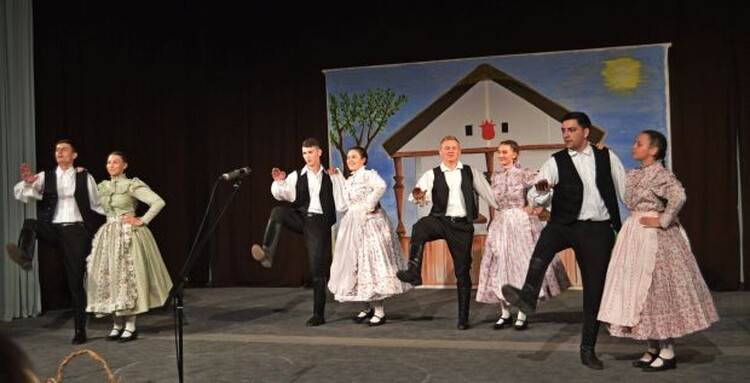 <em>Hír szerkesztése</em> Záhonyban vendégszerepelt a Kisebbségi Hagyományőrző Egyesület