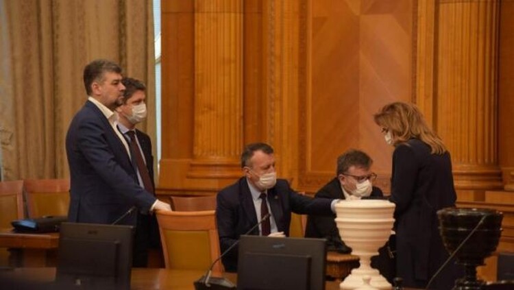 <em>Hír szerkesztése</em> Bizalmat szavazott a parlament Ludovic Orban jobbközép kormányának