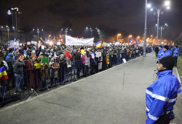 <em>Hír szerkesztése</em> Hatályon kívül helyezte a kormány korábbi vitatott rendeletét