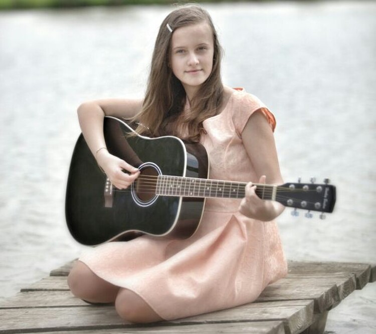 <em>Hír szerkesztése</em> Diákportré – Köteles Nikolett: „Az olvasás egyszerre kikapcsolódás és edzés” [AUDIÓ]