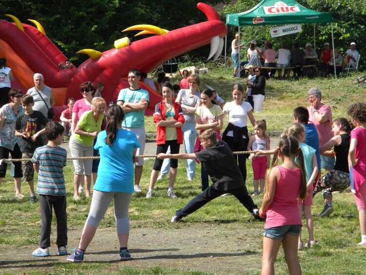 <em>Hír szerkesztése</em> Tizenöt éves az Aradi Magyar Majális [AUDIÓ]