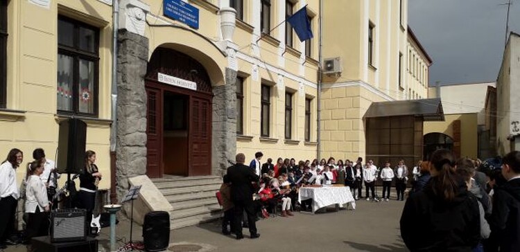 <em>Hír szerkesztése</em> &#039;48-as megemlékezés a Csiky-ben [VIDEÓ]