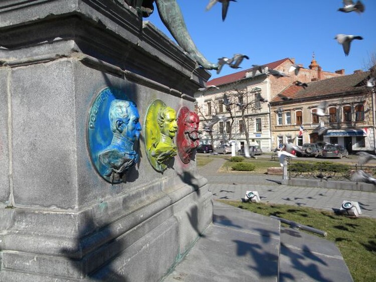 <em>Hír szerkesztése</em> Szobor-ügy: Kocsis Rudolf szerint szerencse, hogy nem okoztak maradandó kárt [AUDIÓ]