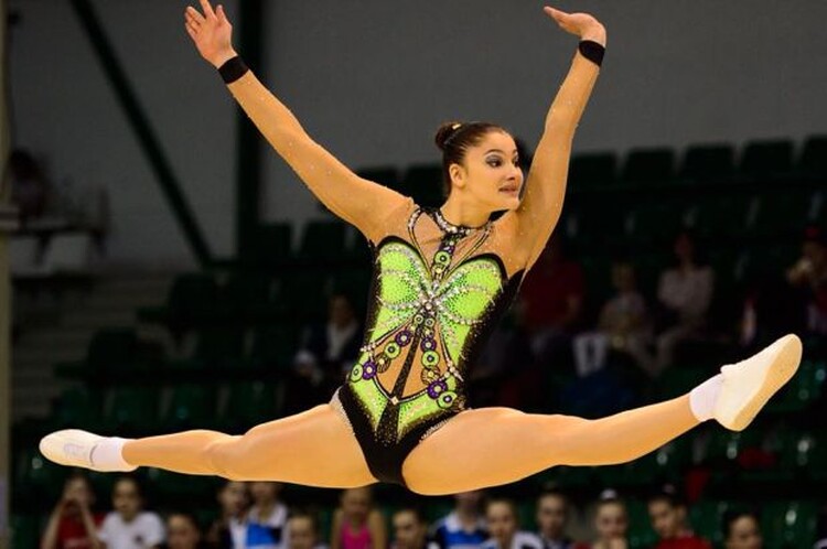 <em>Hír szerkesztése</em> MOL-ösztöndíjat nyertek a Mészár-lányok