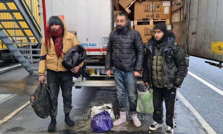 <em>Hír szerkesztése</em> Az aradi határőrök huszonöt migránst tartóztattak fel