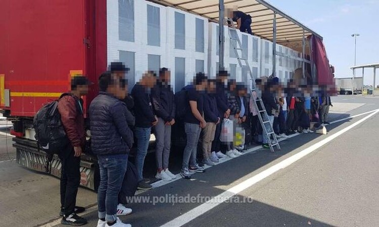 <em>Hír szerkesztése</em> Közel hatvan migránst tartóztattak fel Arad megyében egy nap alatt