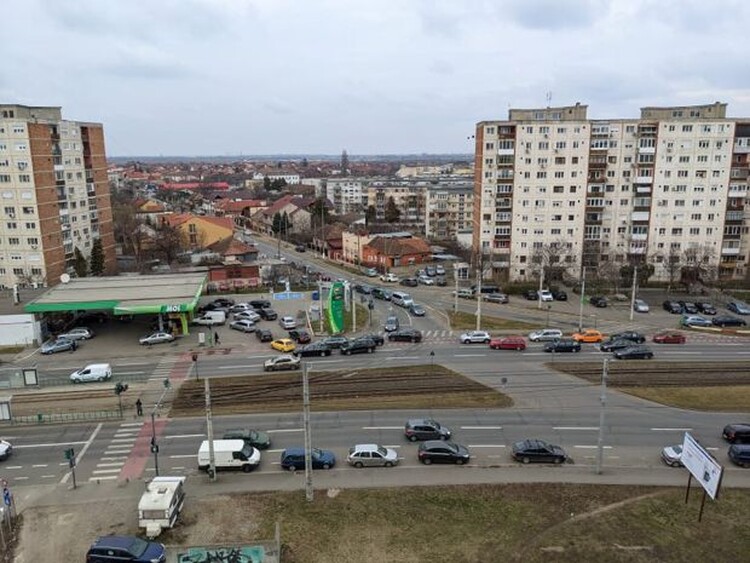 <em>Hír szerkesztése</em> Megrohamozták a benzinkutakat, az energiaügyi miniszter szerint nincs ok pánikra