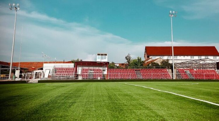 <em>Hír szerkesztése</em> UTA-szezonnyitó a Motorul-pályán