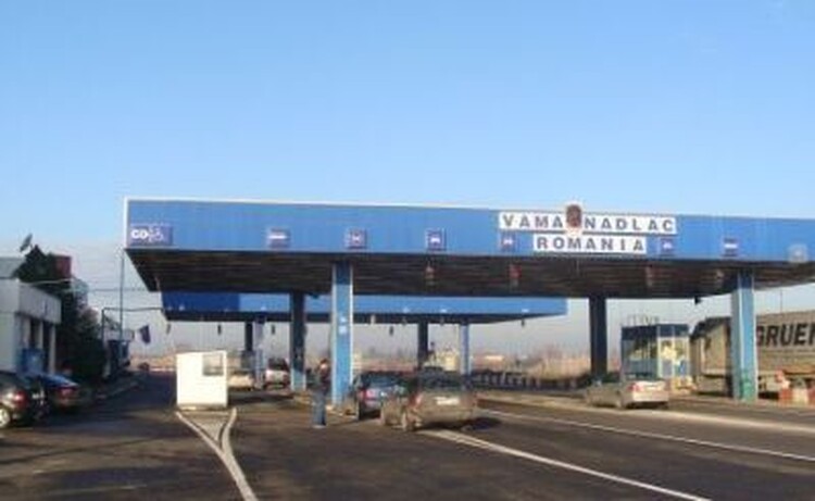 <em>Hír szerkesztése</em> Kémkedéssel gyanúsított török rendőröket fogtak el Nagylakon