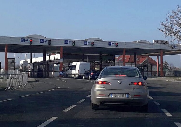 <em>Hír szerkesztése</em> Nem változik a határátlépés szabálya a román–magyar határon