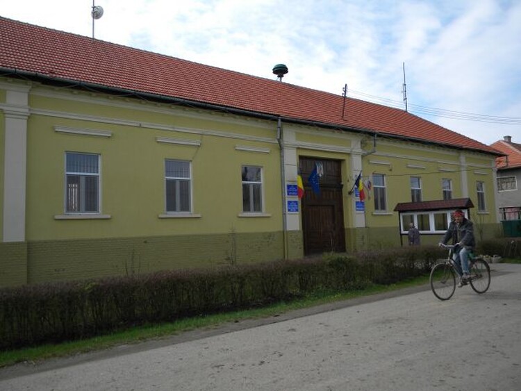 <em>Hír szerkesztése</em> Kovács Imrét majdnem 80 százalékos szavazattöbbséggel választották újra