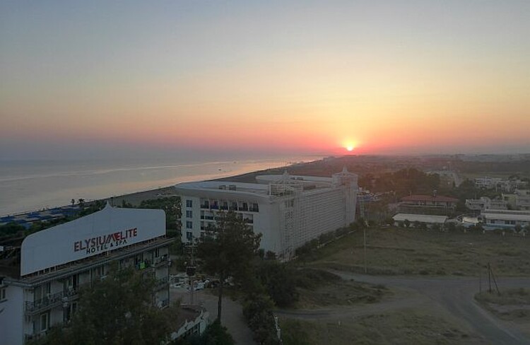 <em>Hír szerkesztése</em> Koronavírus: kockázati szempontból Törökország piros zónás lett