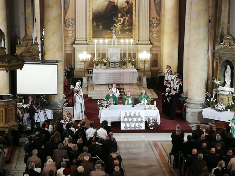 <em>Hír szerkesztése</em> A múltat nem elfelejteni kell, hanem elfogadni [AUDIÓ]