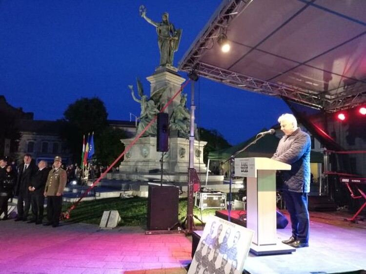 <em>Hír szerkesztése</em> Aradon lenni: ünnep, fájdalom és kötelesség [AUDIÓ]