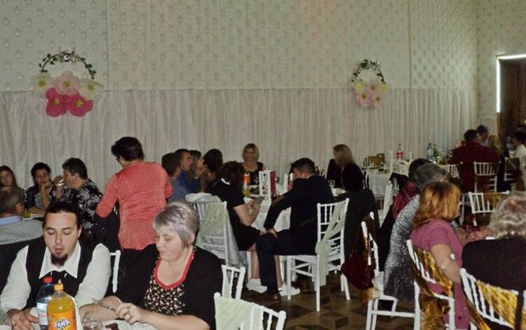 <em>Hír szerkesztése</em> Hajnalig szórakoztak a pécskai bálozók