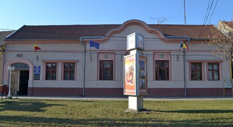 <em>Hír szerkesztése</em> Nem emelnek adókat Pécskán