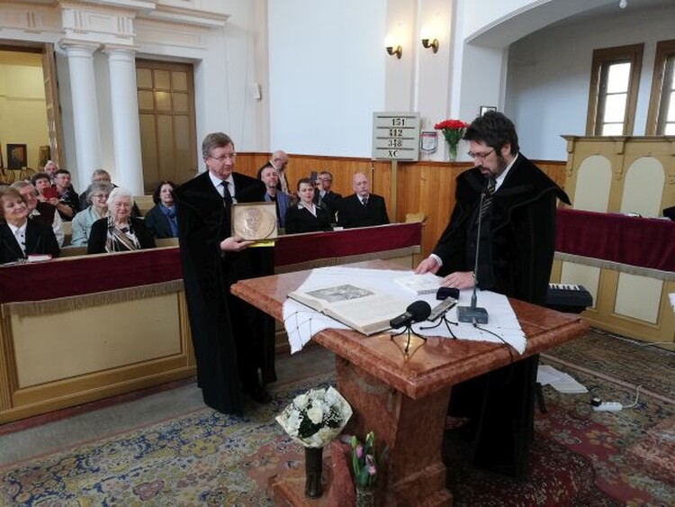 <em>Hír szerkesztése</em> Reményik Sándorra emlékeztek [AUDIÓ]