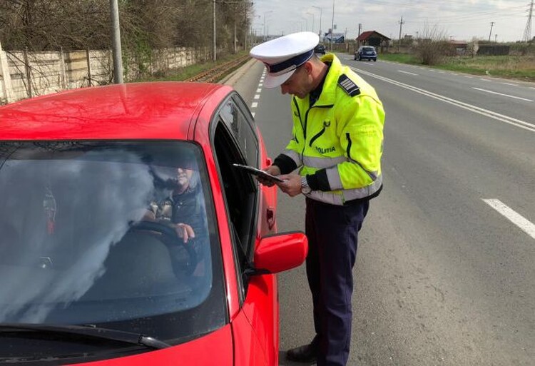 <em>Hír szerkesztése</em> Akinek felfüggesztették a jogsiját, tovább vezethet igazolással