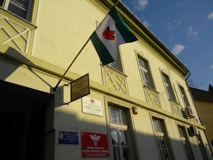 <em>Hír szerkesztése</em> RMDSZ-székházvásár: mennyi az annyi?