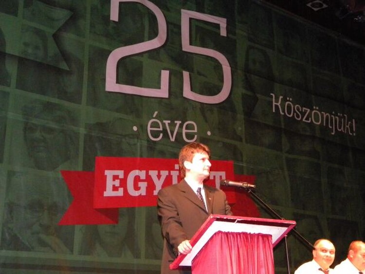 <em>Hír szerkesztése</em> RMDSZ-tisztújítás: várják az elnökjelölteket