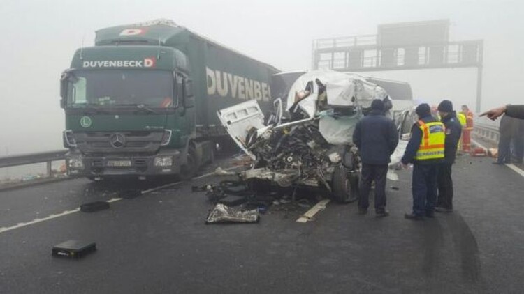 <em>Hír szerkesztése</em> Romániai busz magyarországi tömegbalesete [VIDEÓ]