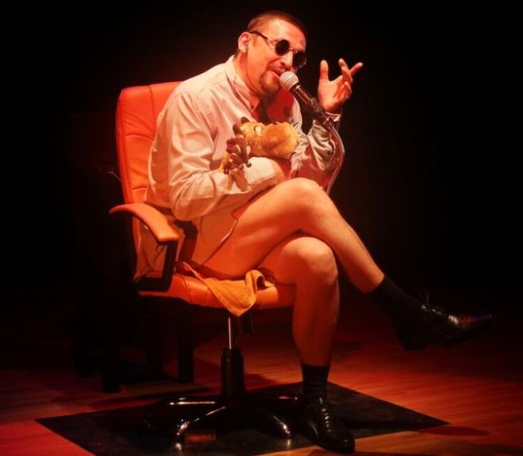 <em>Hír szerkesztése</em> A kamaraszínház és Harsányi Attila a bákói Gala Star egyik díszmeghívottja