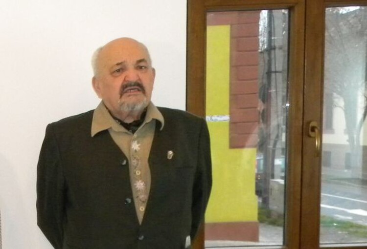 <em>Hír szerkesztése</em> Az égi túrákat járja már Titi bácsi