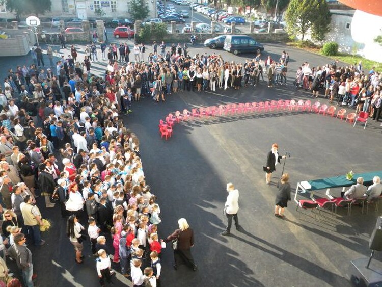 <em>Hír szerkesztése</em> Még nem született döntés a tanévkezdés időpontjáról