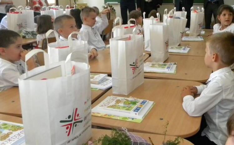 <em>Hír szerkesztése</em> „De nehéz az iskolatáska!...” idén is [AUDIÓ]