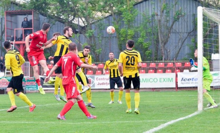 <em>Hír szerkesztése</em> Rangadót veszített az UTA