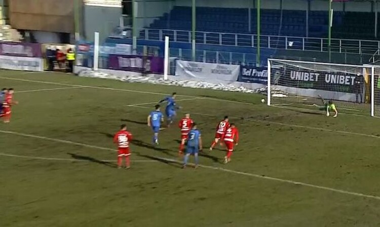 <em>Hír szerkesztése</em> UTA-lecke az „akadémistáknak”