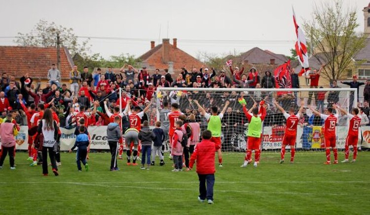 <em>Hír szerkesztése</em> Legyőzte a Juvét az UTA