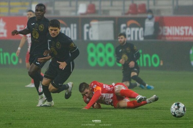 <em>Hír szerkesztése</em> Még a vereségért is megszenvedett az UTA