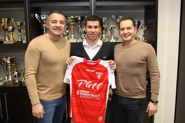 <em>Hír szerkesztése</em> Szatmári játékossal erősített az UTA