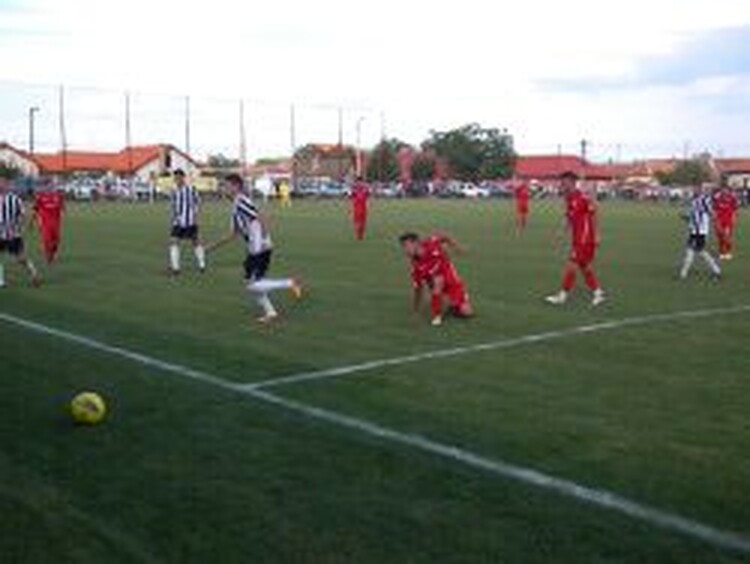 <em>Hír szerkesztése</em> Átvette a vezetést az UTA