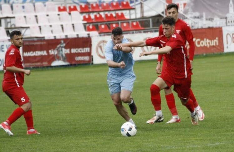 <em>Hír szerkesztése</em> Játék nélkül is a második helyre lépett az UTA