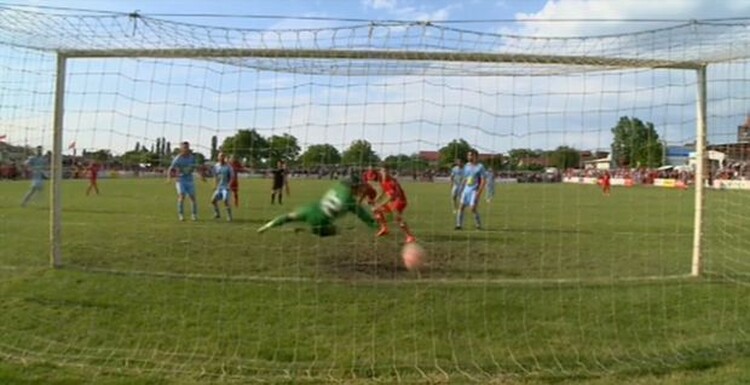 <em>Hír szerkesztése</em> Újból élre állt az UTA