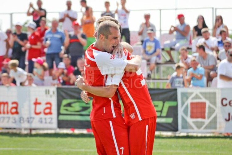 <em>Hír szerkesztése</em> UTA: nehezen, de megvan a három pont