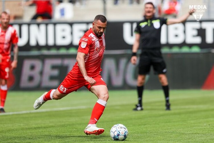 <em>Hír szerkesztése</em> Győzelemmel búcsúzott a közönségtől az UTA