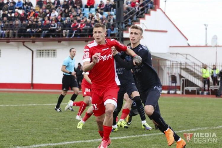 <em>Hír szerkesztése</em> Ismét tizenegyest védett az UTA kapusa