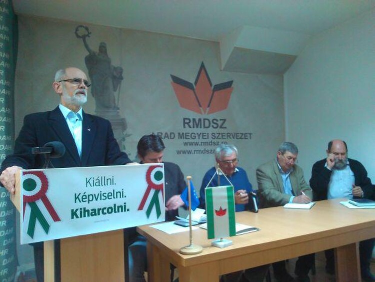 <em>Hír szerkesztése</em> Benyújtották az RMDSZ aradi önkormányzati jelöltjeinek jelentkezését