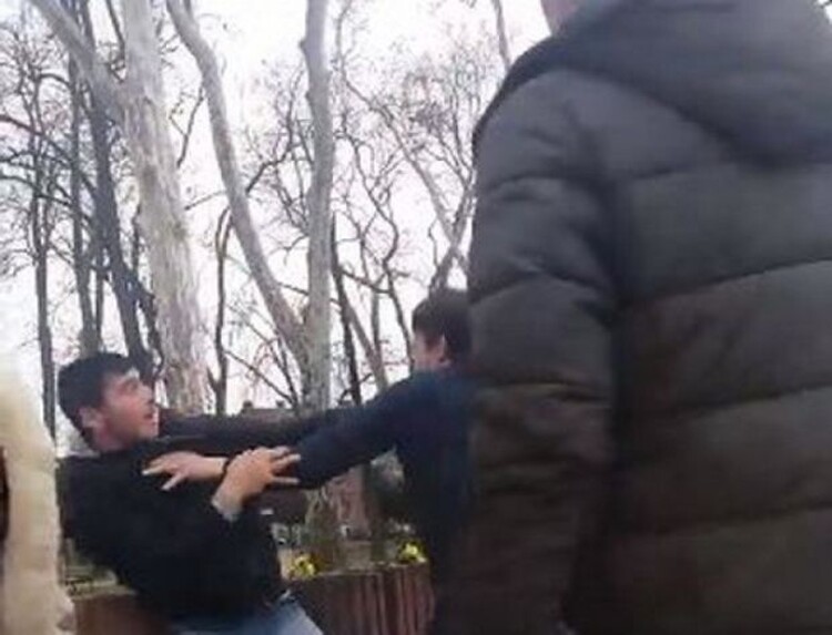 <em>Hír szerkesztése</em> Vizsgálat egy Facebookra feltöltött verekedős videó miatt