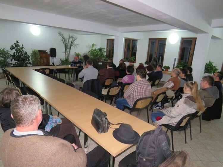 <em>Hír szerkesztése</em> Erdély és Kelet-Magyarország román megszállása