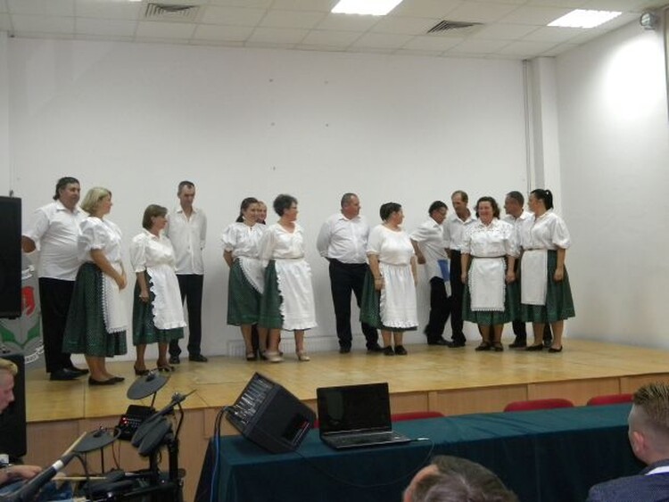 <em>Hír szerkesztése</em> Ismét próbál az egykori Viola Táncegyüttes