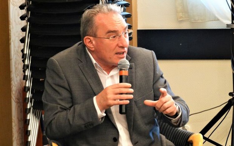 <em>Hír szerkesztése</em> Winkler Gyula Nagyiratosra látogat