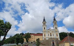 Máriaradna